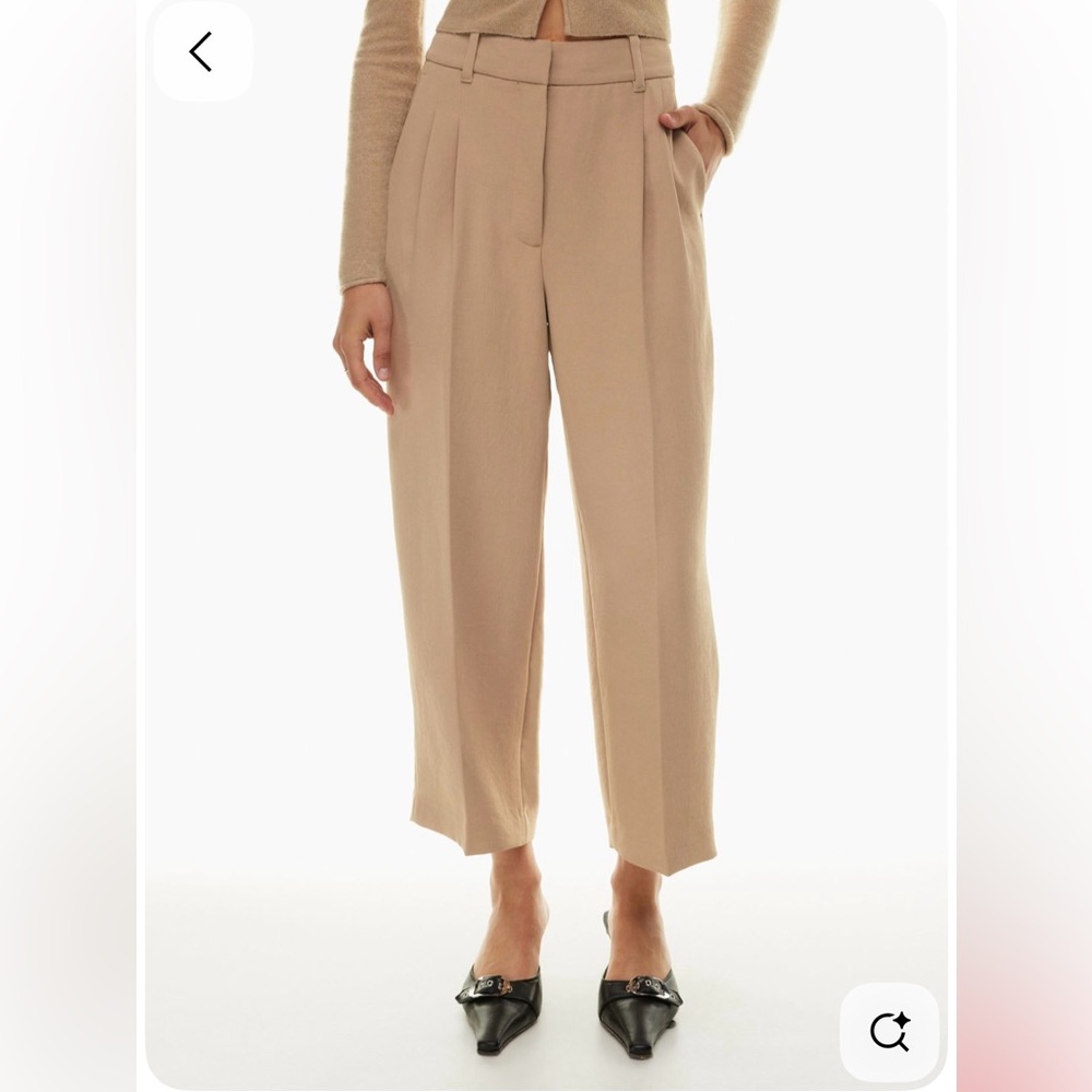 Aritzia Wilfred Effortless Crepette Cropped Trousers - Beige